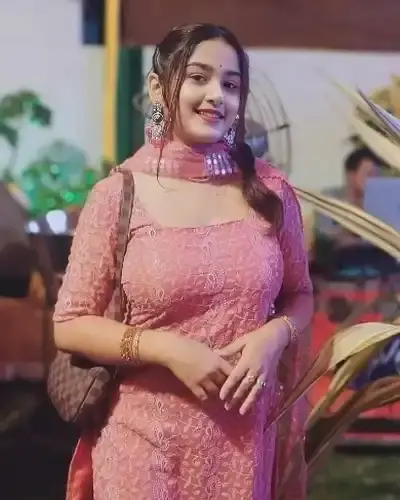 Call Girls Sardarpur Cash On Delivery